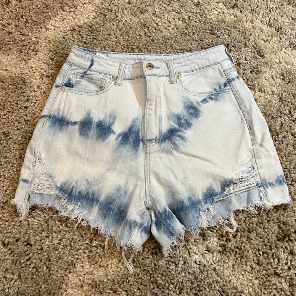 American Eagle Comfort Stretch Waistband Women's size 4 denim shorts